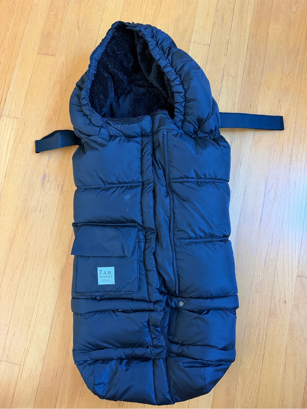 7 A.M. Enfant Black Blanket 212 Evolution - Cozy Plush Hooded Stroller Bunting